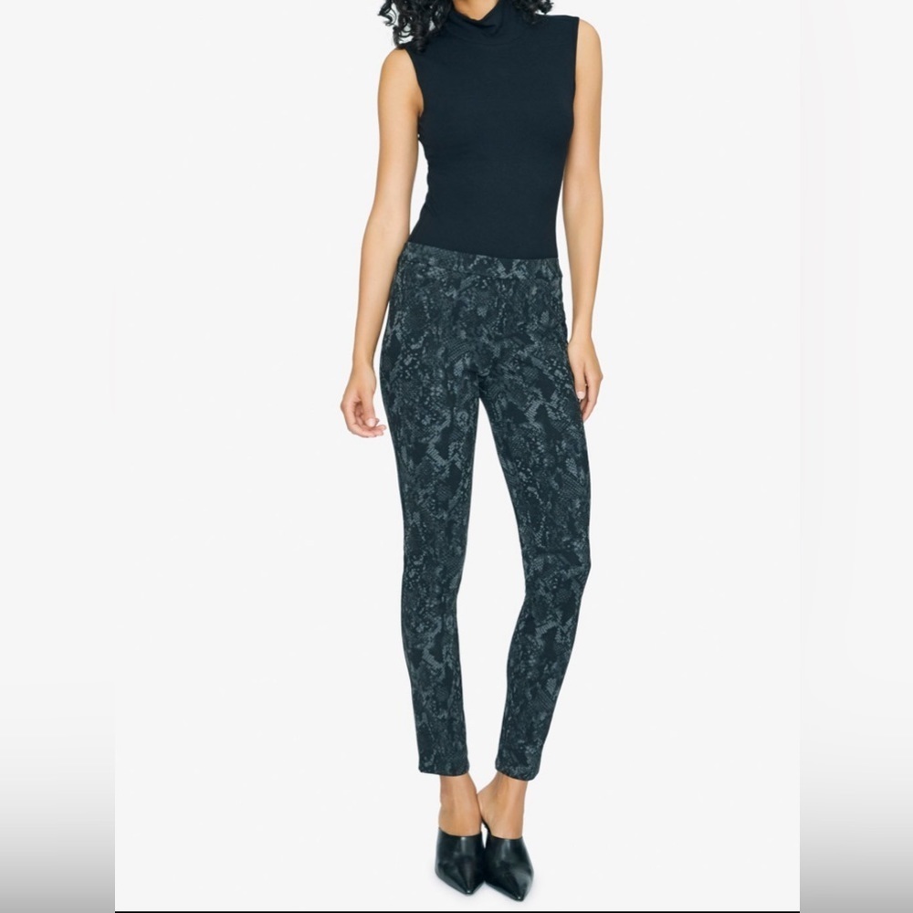 Sanctuary Anthro Grease Legging Black Gray Snake Print Cropped Ankle Pants XS